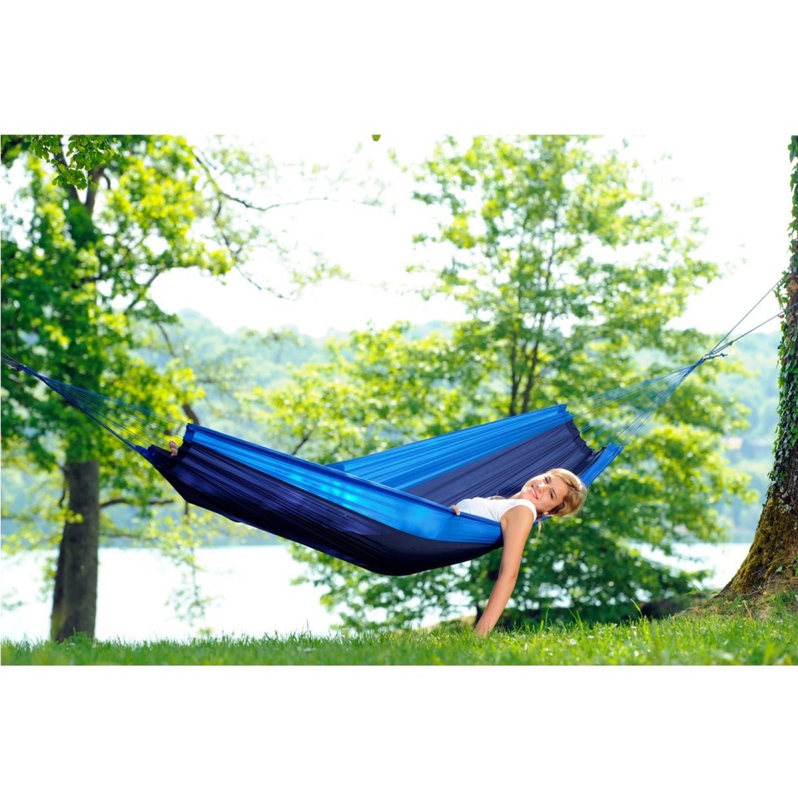 Amazonas - Toit de hamac ultra léger Traveller Tarp - Accessoires de Amazonas - Toit de hamac ultra léger Traveller Tarp - Accessoires de